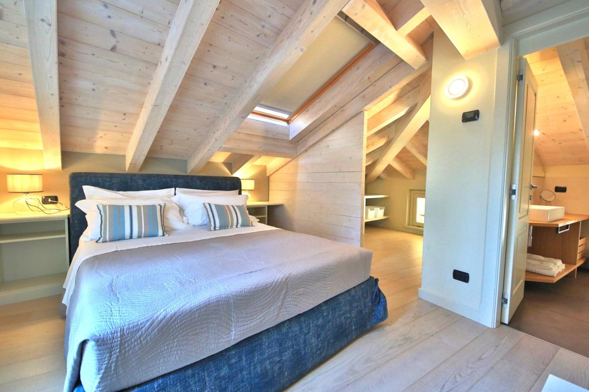 Апартаменты Liszt Attic By Klabhouse Белладжо Экстерьер фото
